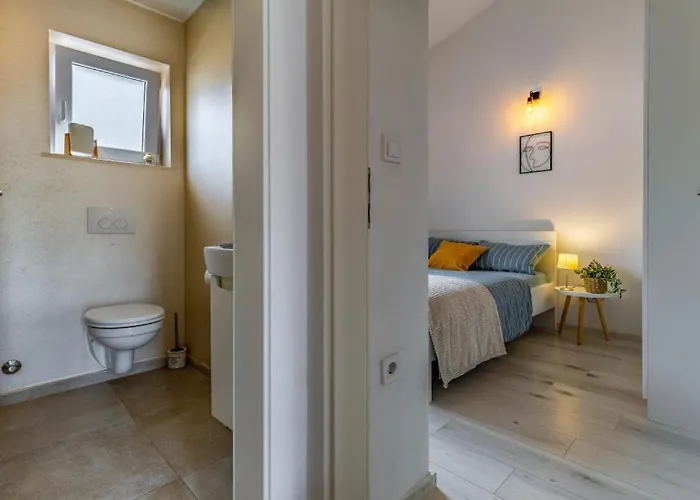 빌라 Lona By Guide